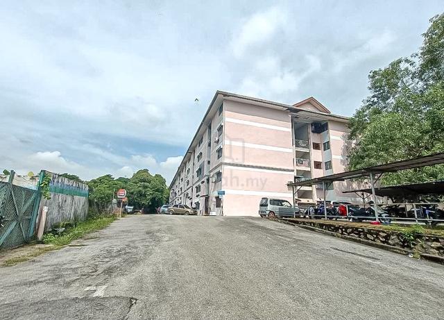 Taman Tenaga Apartment 1