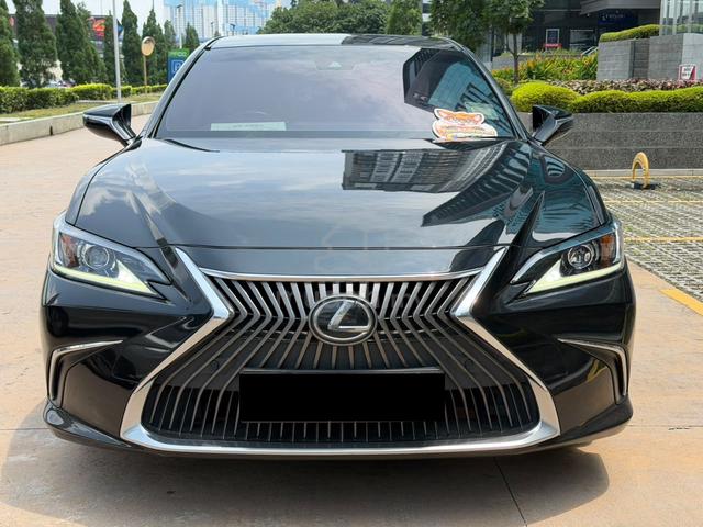 Lexus ES250 2.5 PREMIUM (A) FULL LOAN FREE SERVICE - 3