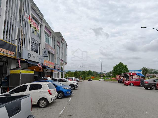 Taman Scientex Senai 3 Storey Shoplot Near Impian Emas 1