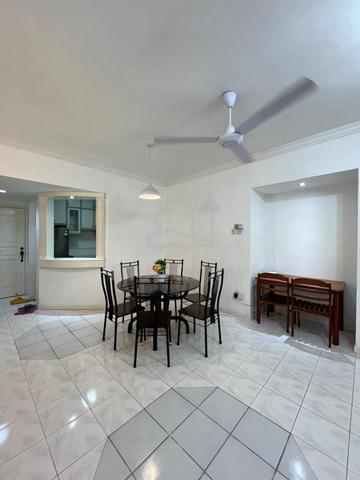 Marina Bay Condominium 1