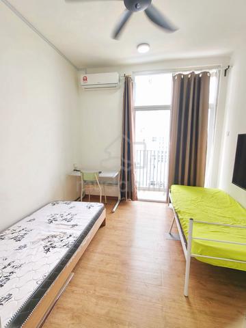 Lakefront Home - Room Rent 1