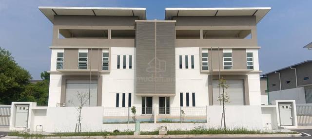 2.5 Semi D Factory ( Office + Warehouse ) Saujana Teknologi Rawang 1