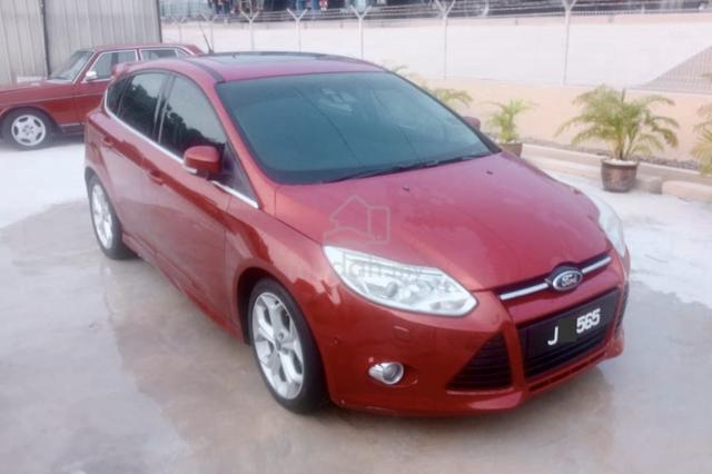 2014 2015 Ford Focus 2.0 Ti-VCT Sport (A) - 1