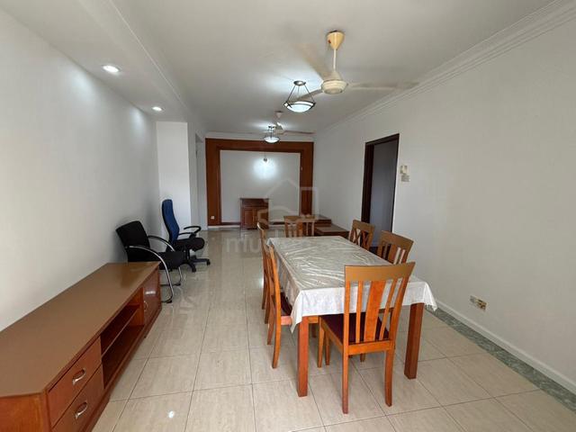 Lanai Gurney 1
