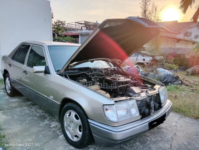 1995 Mercedes Benz 230E 2.3 W124 (A) - 4