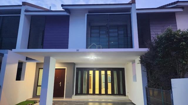 Double Storey Superlink House For Sale east ledang harmony park 1