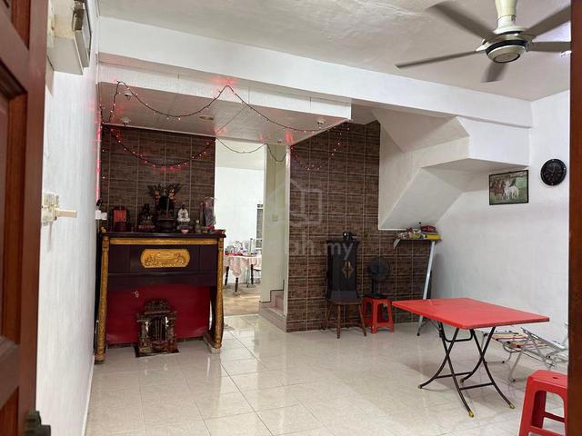 Facing open renovated double storey 16x55 taman klang utama 1