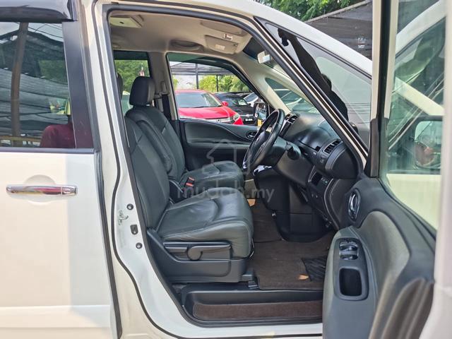 2016 Nissan SERENA FULL SPEC 2.0 (AUTO) - 4