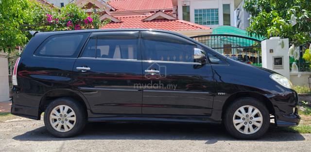 2009 Toyota INNOVA 2.0 E FACELIFT (A) - 1