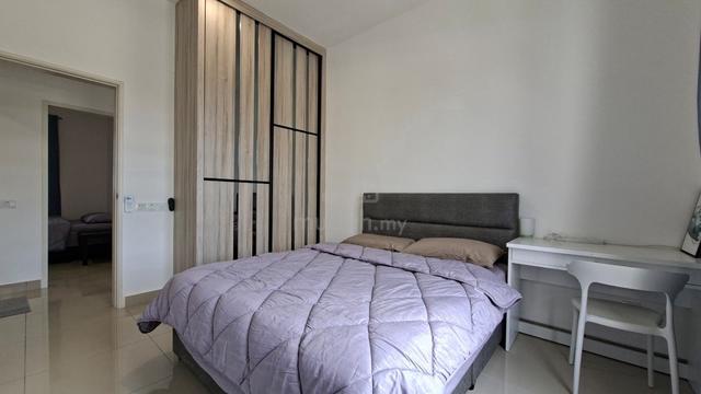 Camdon by EcoWorld Batu Kawan | Master Room in Townhouse |Full Furnish 1