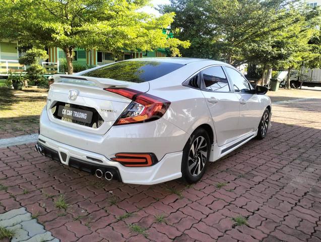 2017 Honda CIVIC 1.8 S i-VTEC (A) - 2