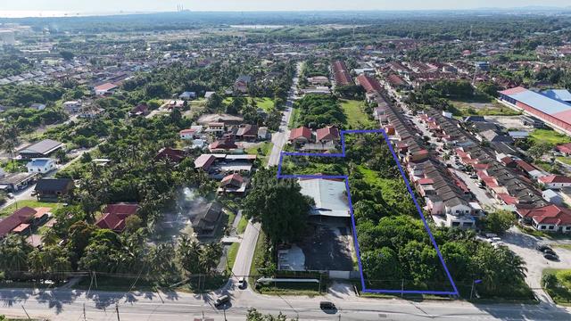 Facing Main Road Potential Land in Rantau Panjang, Klang 1