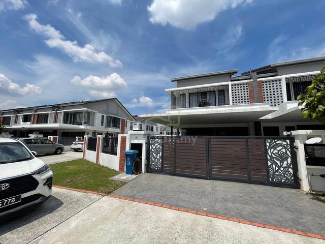 Double Storey Terrace Elmina Green 3 Seksyen U17 Corner Lot 1