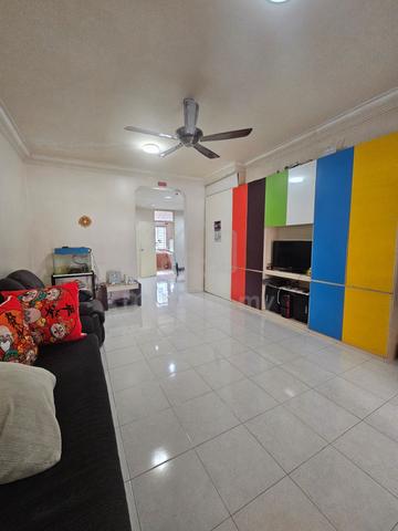 Taman bukit indah double storey terrace house near shop lot perling 1