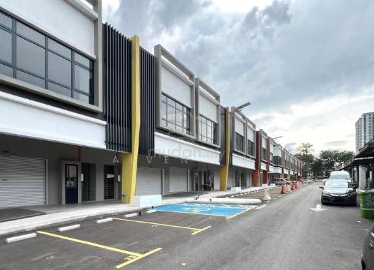 Modern New Ground Floor Shoplot Taman Sri Sinar End Lot 1