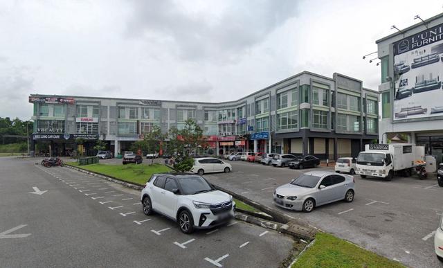 3 Storey Shop Intermediate @ Matang 3 Cinta 1