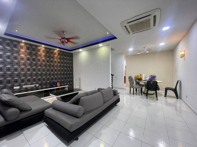 Setia Indah 11 double storey Renovated fully furnished for rent 1