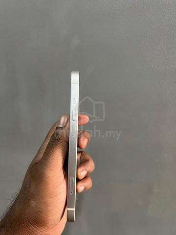 Iphone 13 - photo 3 of 6