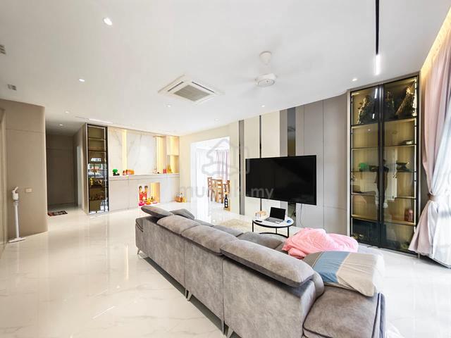 Eco Spring Double Storey Cluster Fully Renovated Good Condition 1