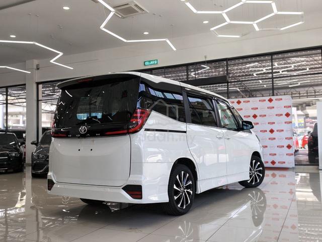 2023 Toyota Noah S-Z 1986 Cc Pearl White - 2