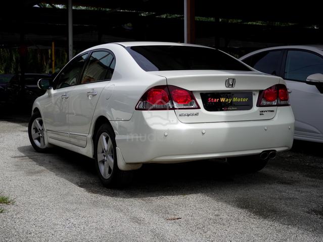 2010 Honda CIVIC 1.8 S-L iVTEC FACELIFT (A) - 4