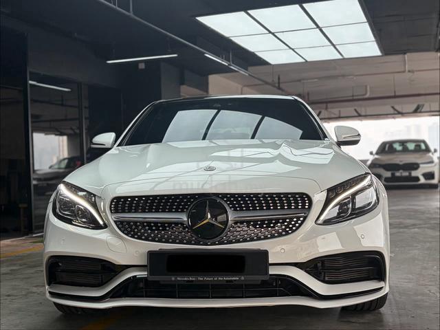 2018 Mercedes Benz C-CLASS 2.0 250 AMG LINE F/Lon - 2