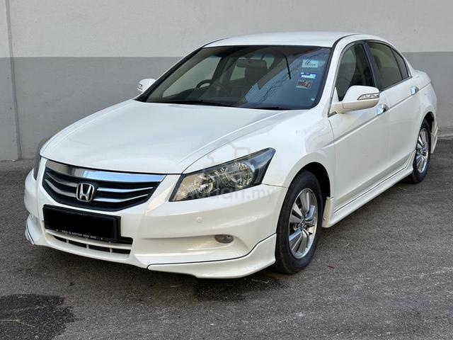 Honda ACCORD 2.0 VTi-L FACELIFT (A) - 2