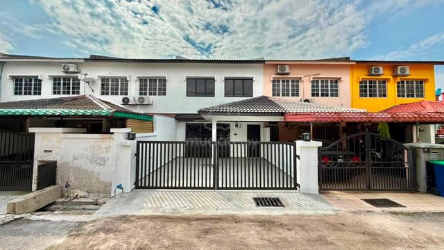 FULLY NEW ✅ Double Storey Terrace Taman Kinrara Seksyen 2 Puchong 1