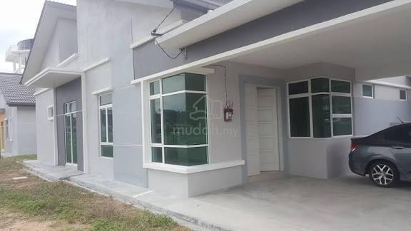 Fully Furnished 1Storey Semi D Teres House 4B2B 📍Taman Jasin Perdana 2