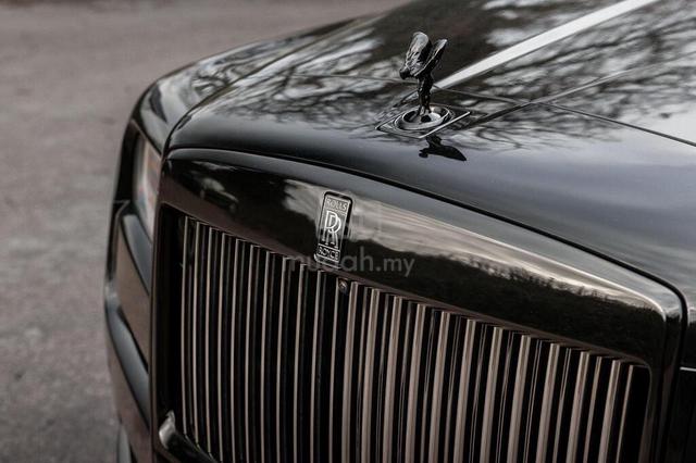 2023 Rolls Royce CULLINAN AWD 6.75 V12 Black Badge - 4