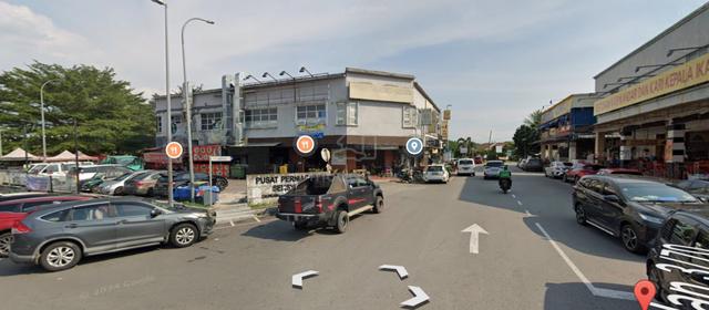 1st Floor Corner Shop at Seksyen 3 Bangi near Seksyen 15, Seksyen 4, S 1