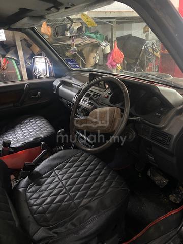 1995 Mitsubishi PAJERO 2.5 L047 (A) - 4