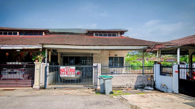 Yong Peng Taman Selatan Single Storey Corner Lot 1