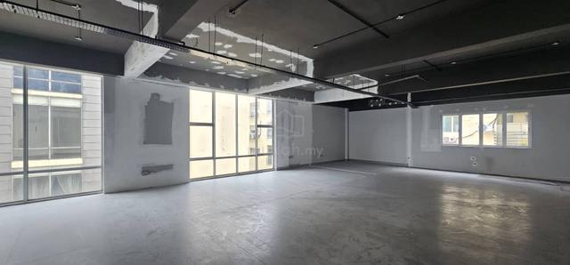 END LOT Seria 88 Setia Alam 1ST Floor Shoplot Facing Main Road 4