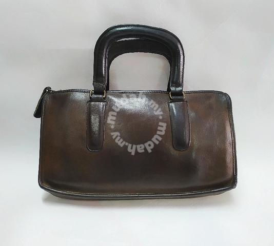 Vintage coach for online sale