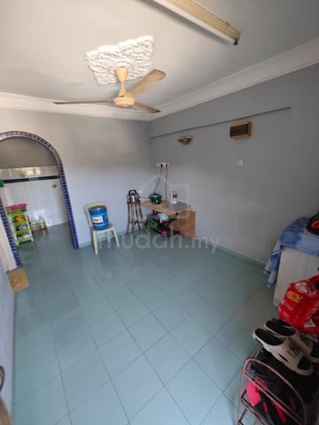 Desa Mutiara Indah Apartment 1