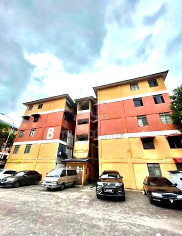 Larkin Perdana 1