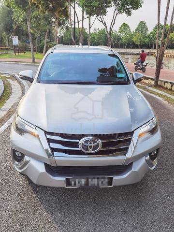 2020 Toyota FORTUNER VRZ 4X4 2.4L (A) - 5