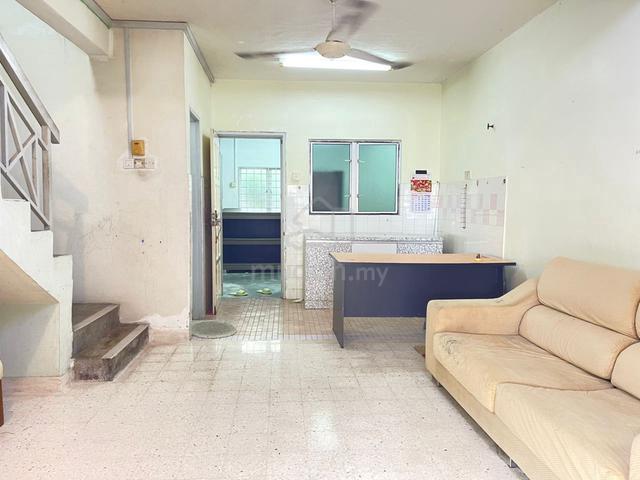 2storey terrace House Tmn Bersatu Rawang 1
