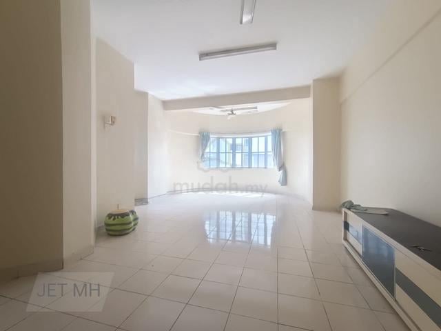 Regency Condominium 1