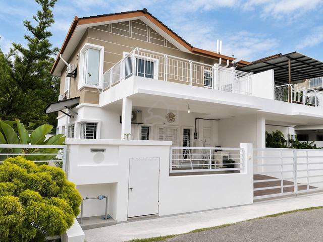 FULLY FURNISHED 2 Storey SEMI-D Taman Desiran Bayu Puchong 1