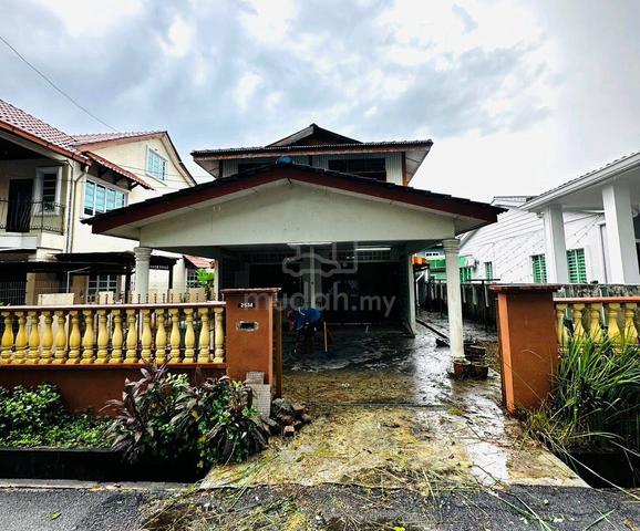 RUMAH LUAS•LOKASI STRATEGIK|Banglo|Kampung Sungai Gelugor 1