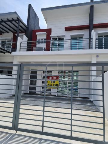 HOUSE FOR RENT - Taman Irises, Bandar Springhill 1