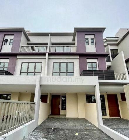 Townhouse Untuk Di Sewa Strata Townhouse 1