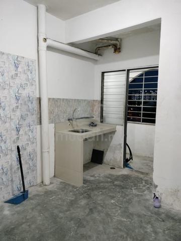 Rumah Pangsa Mewah Indah 1