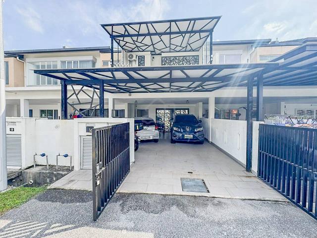 Double Storey Terrace Taman Langat Utama, Banting 1