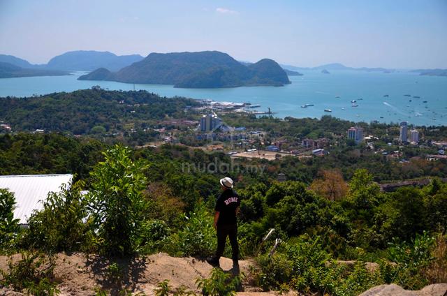 Seaview @Kuah town, Langkawi 1