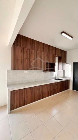 END LOT Extended Kitchen Extra 10ft Land, IRINGAN BAYU, Seremban 2 1