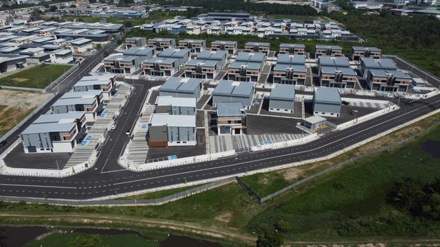 2 Adjoining Unit 1.5 Storey Semi-D Light Industry Palmera Bukit Minyak 1