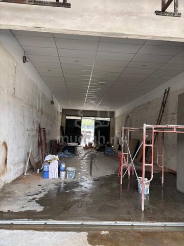 Bukit Beruntung 1-Storey Factory / Shop Fully Refurbished for RENT 1